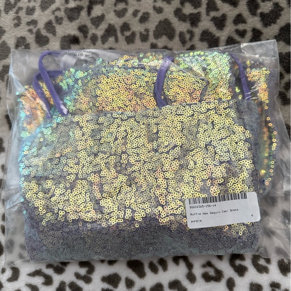 Nasty Gal Ruffle Hem Sequin Cami Mini Dress in Purple Size 2 - Picture 17 of 17
